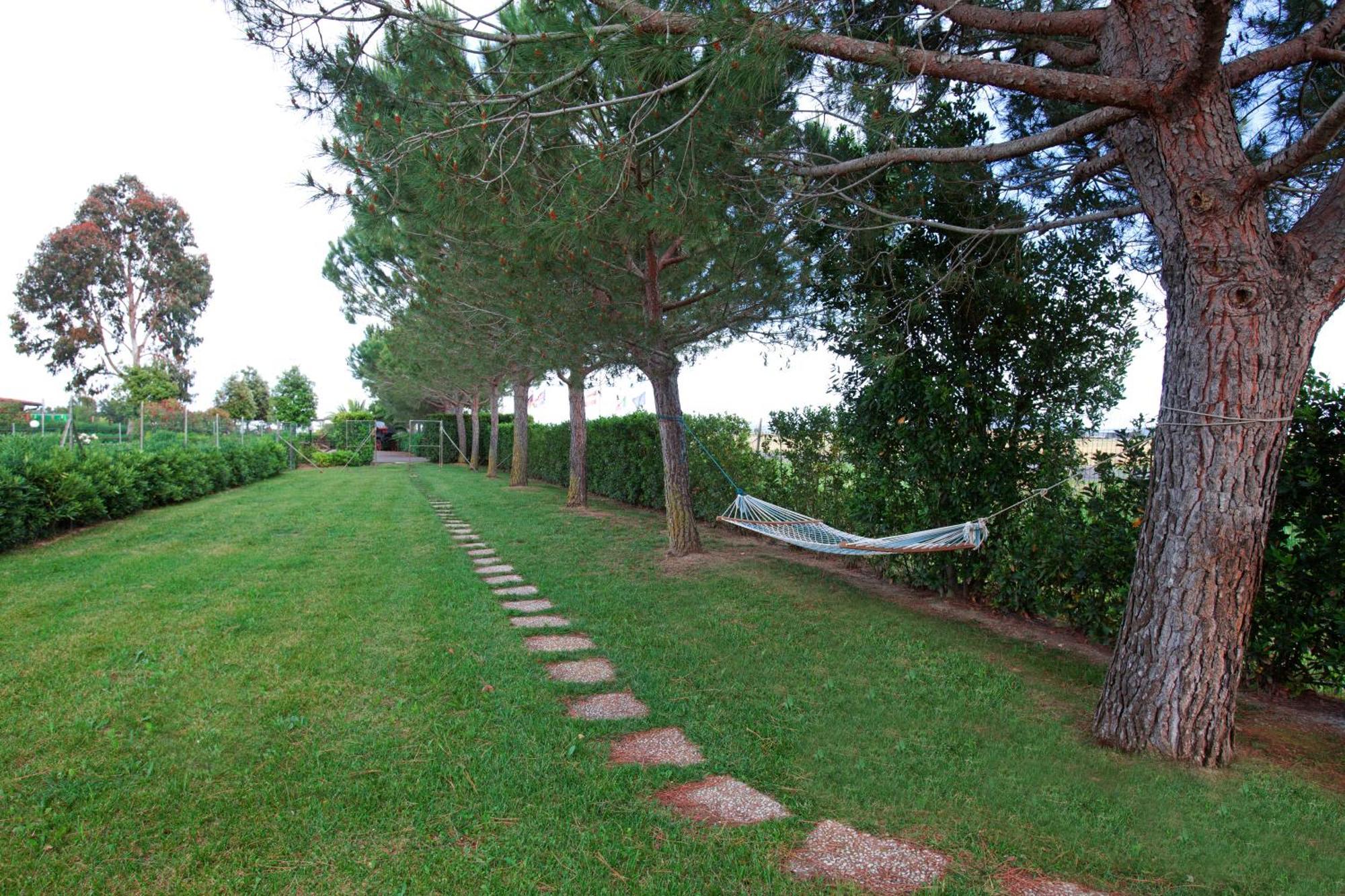 Fattoria Maremmana Aparthotel มารีนาดีกรอซเซโต ภายนอก รูปภาพ