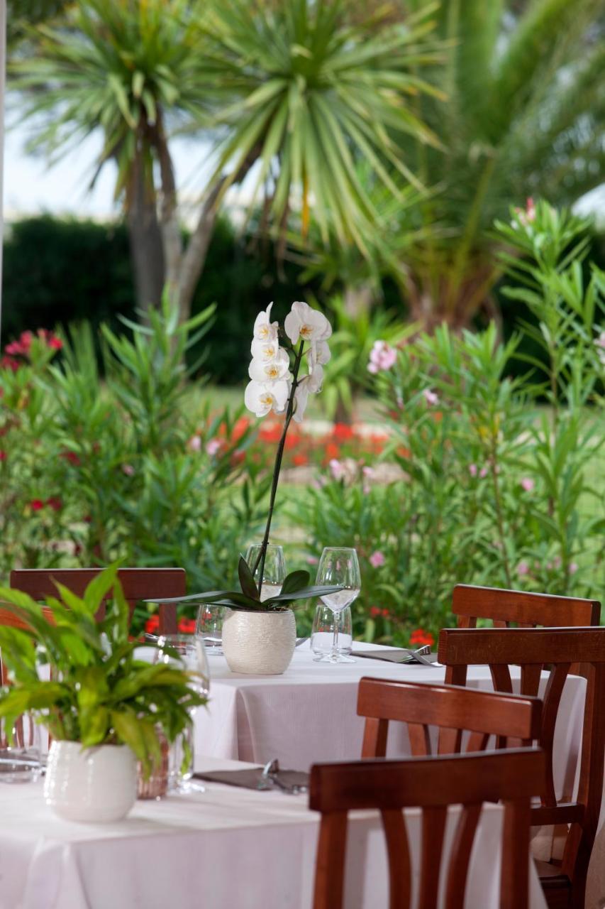 Fattoria Maremmana Aparthotel มารีนาดีกรอซเซโต ภายนอก รูปภาพ
